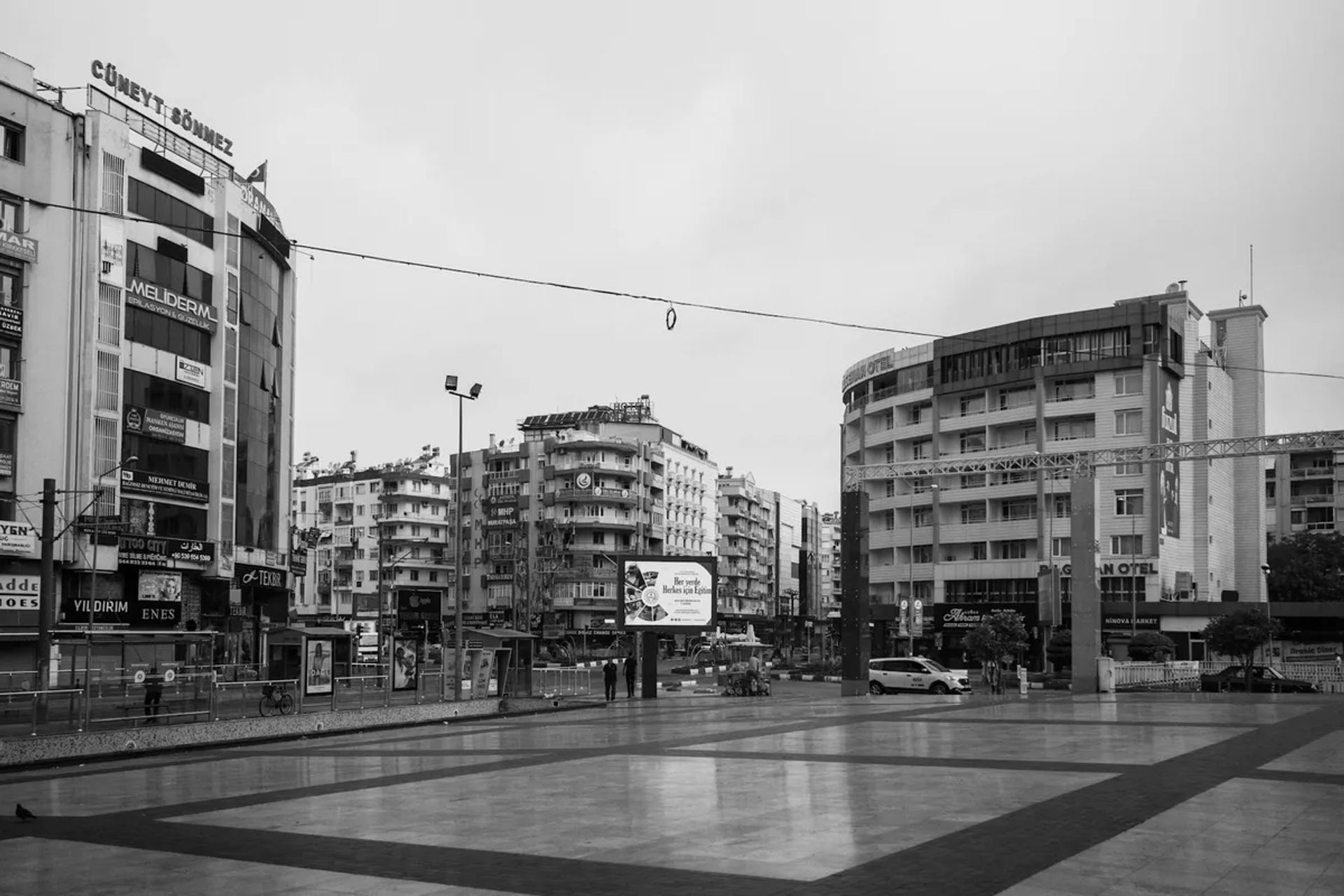 Haliliye İlçesi Rehberi: Tarihi Merkezden Modern Yaşama