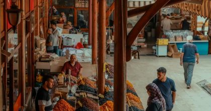 Sanlıurfa Çarşısı Fotoğraf Macerası: Renkler ve Tarihin Anıları