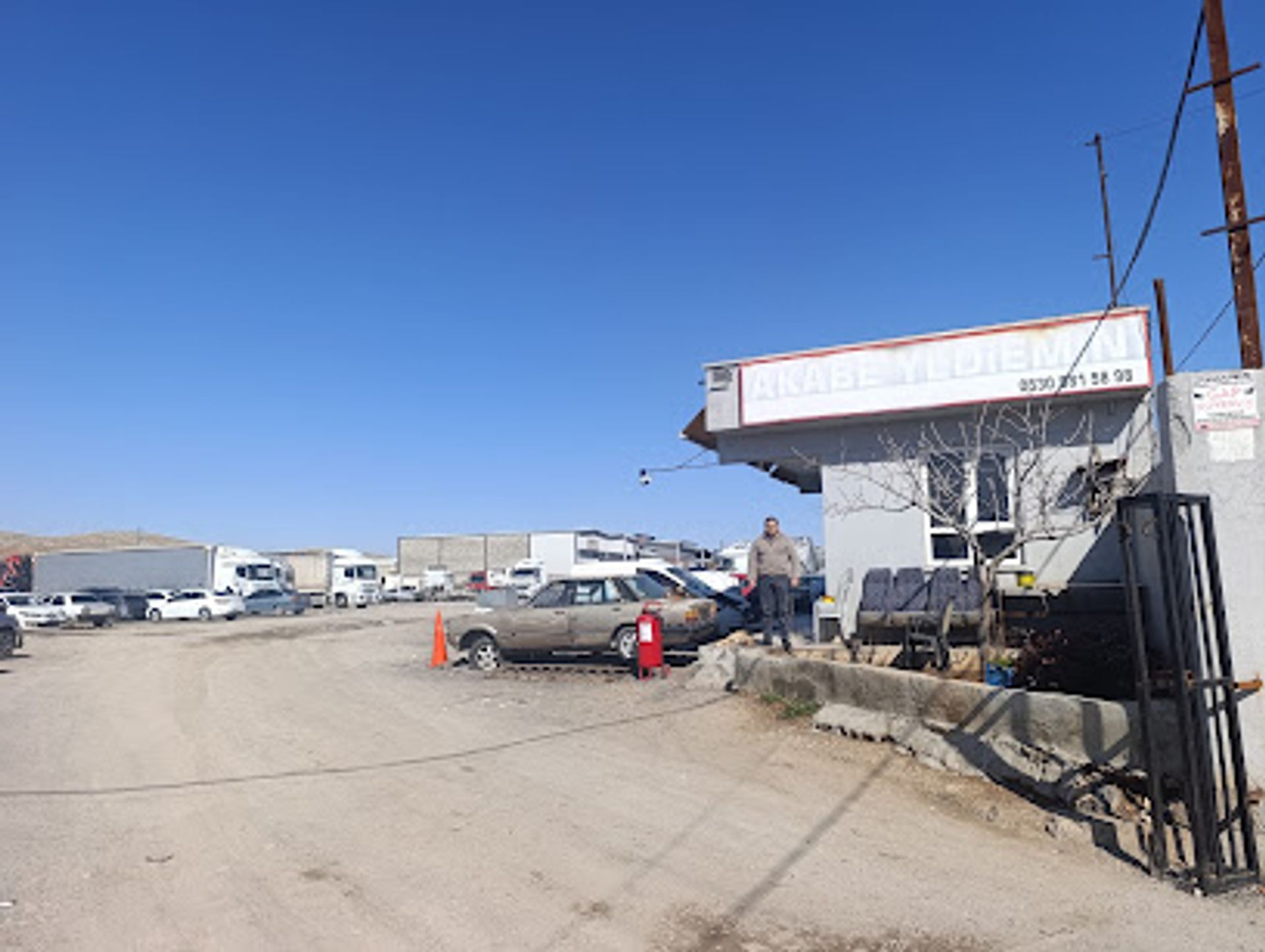 Akabe Yediemin Otoparkı