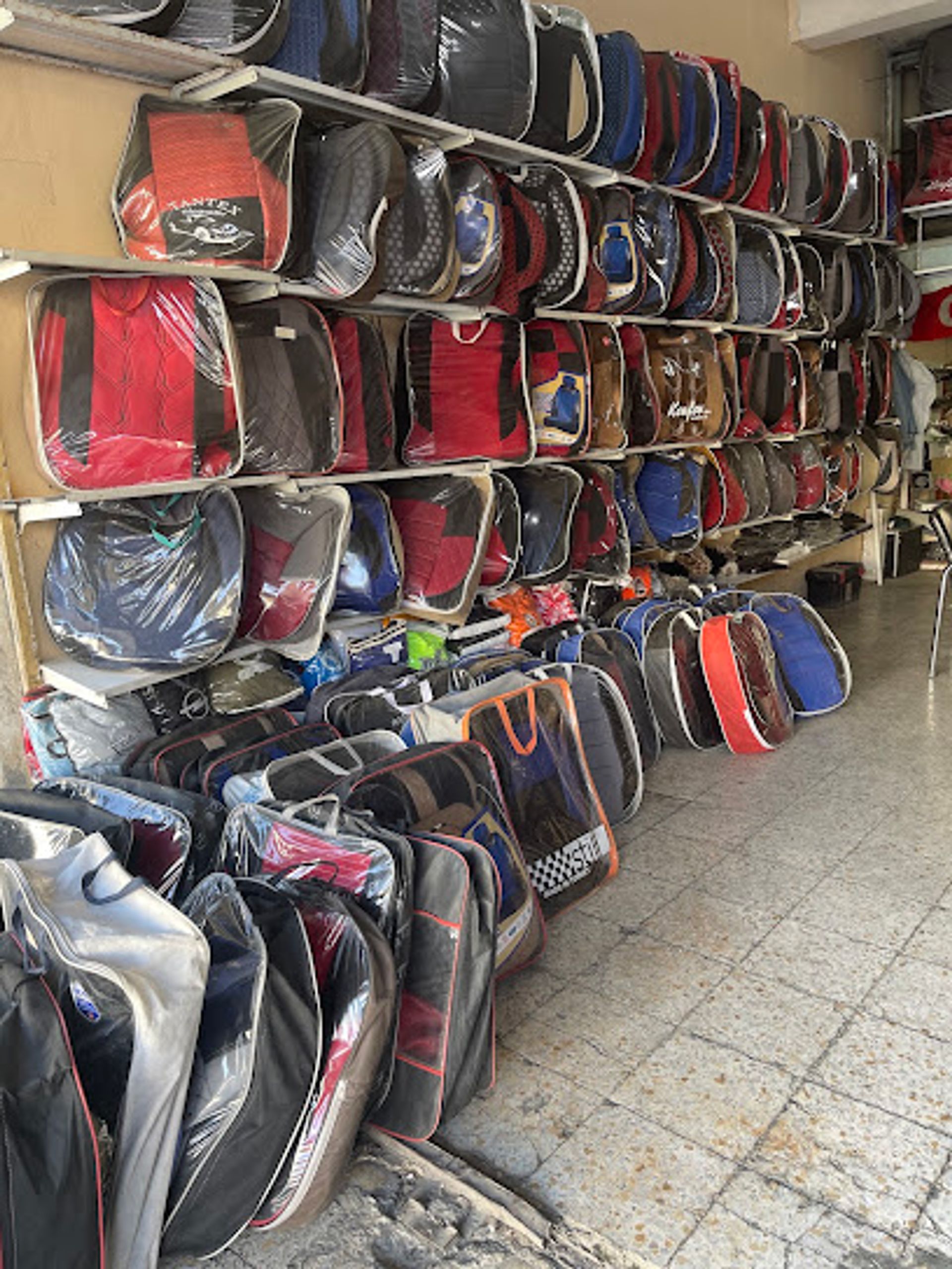 Halim Oto Kaporta Boya Si̇gorta Ve Kaskolu Araç Yapilir