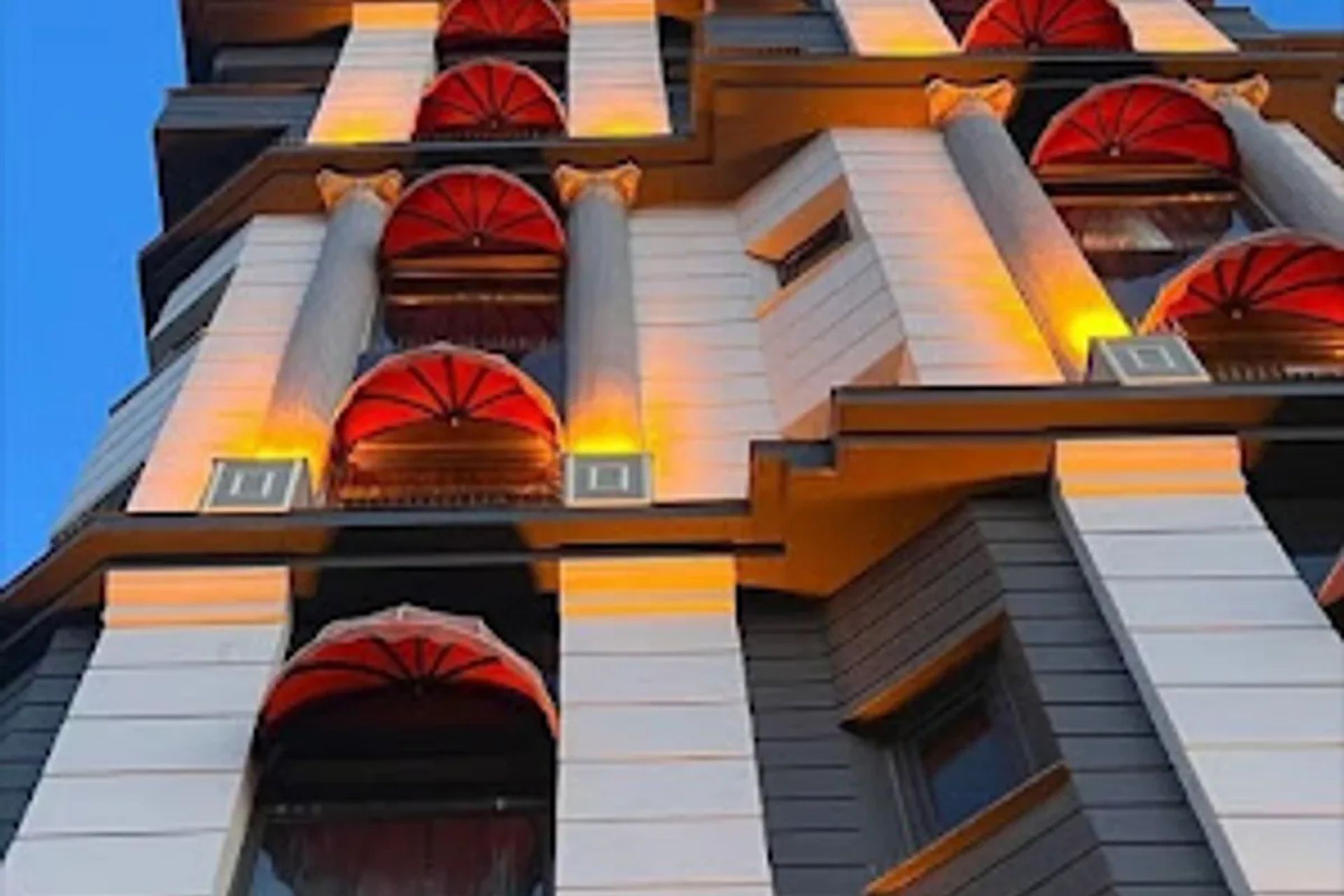 Newton Otel