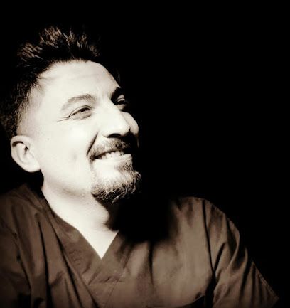 Semih Ak (Piezo Rinoplasti)