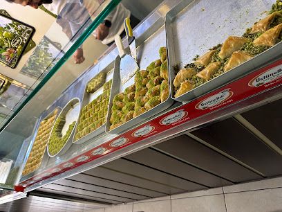 Üstünel Baklava