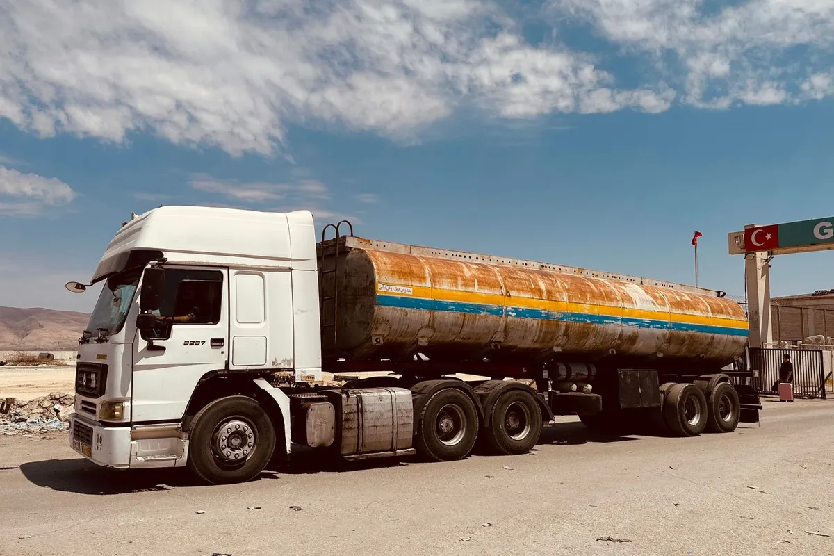 Akçakale Sınır Kapısı Rehberi: Konum, Saatler, Ulaşım ve Pratik Bilgiler