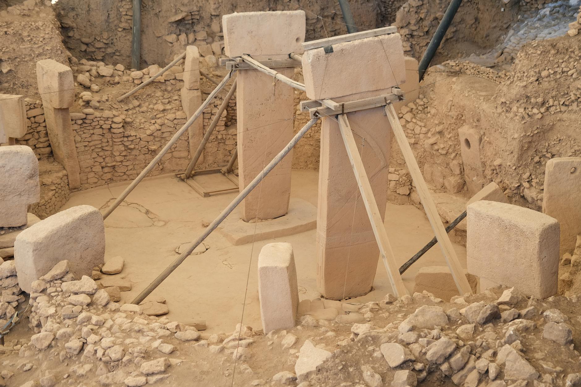 Karahantepe Rehberi: Göbeklitepe'nin Kardeş Kazısı