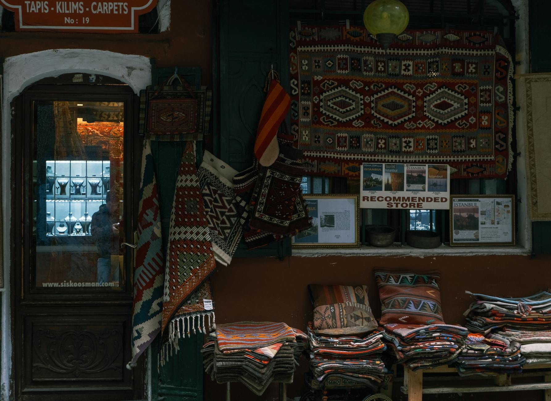 Şanlıurfa'nın El Sanatları: Bakır, Kilim ve Deri