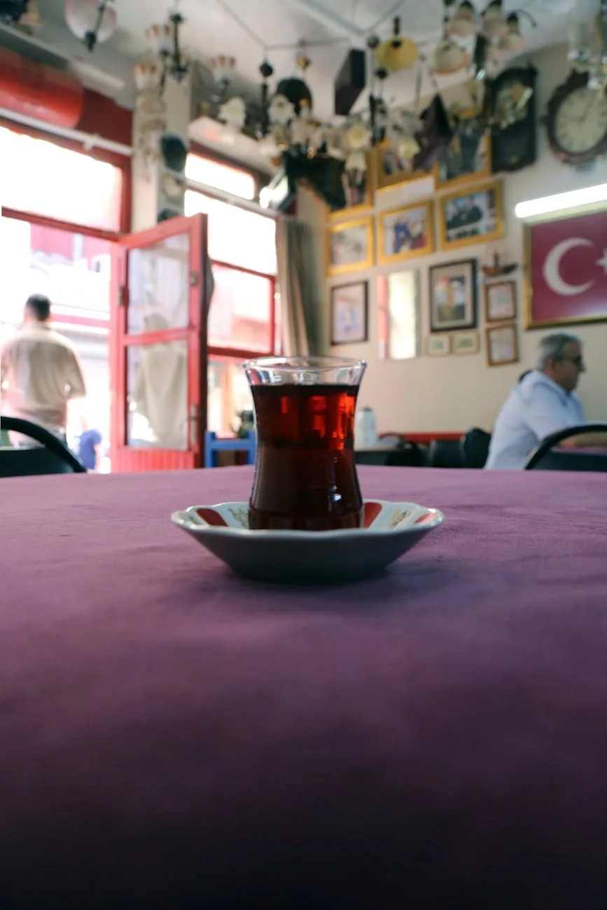 Sanlıurfa Gece Çay Bahçelerinde Sessiz Büyü(59 karakter)