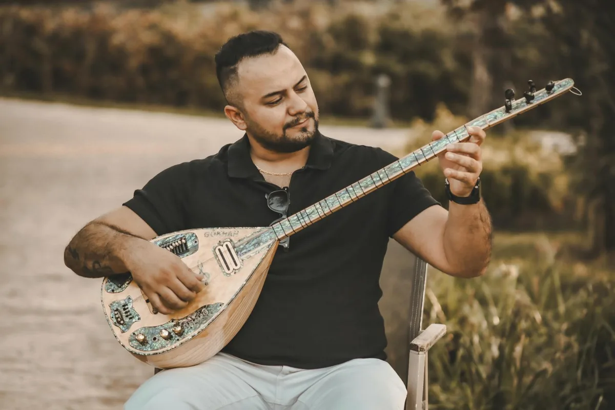 Şanlıurfa'da Geleneksel Müzik: Kaval, Saz ve Halk Türküleri Rehberi