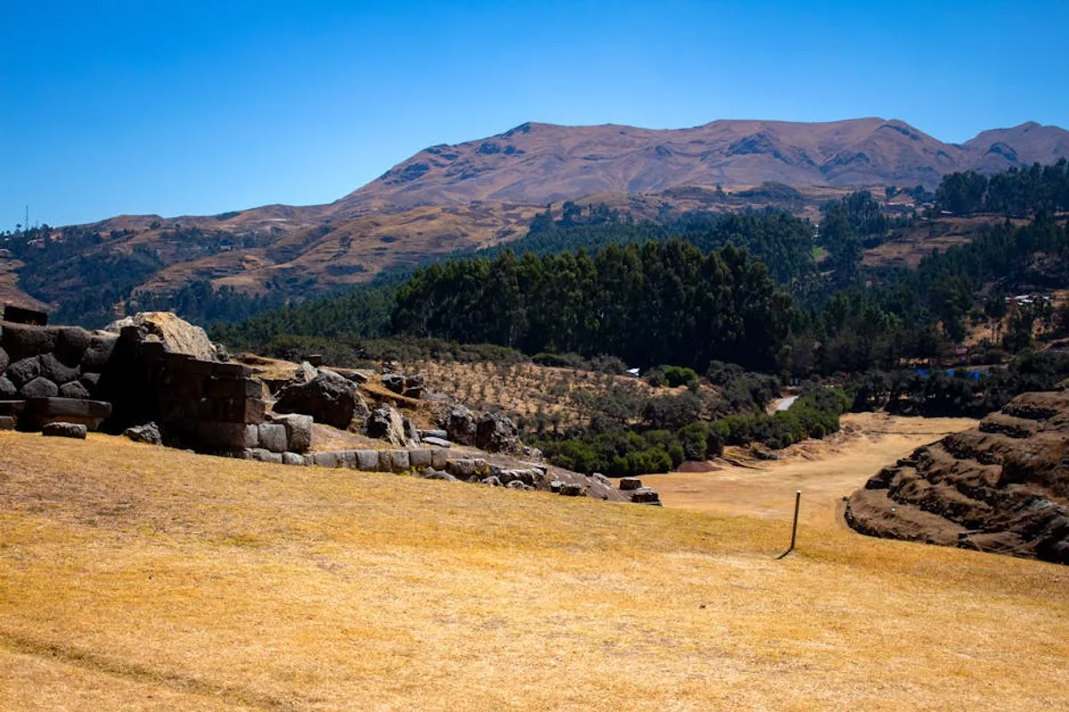 Göbeklitepe Çevresi Doğa Yürüyüşü: Trekking Rotaları ve İpuçları