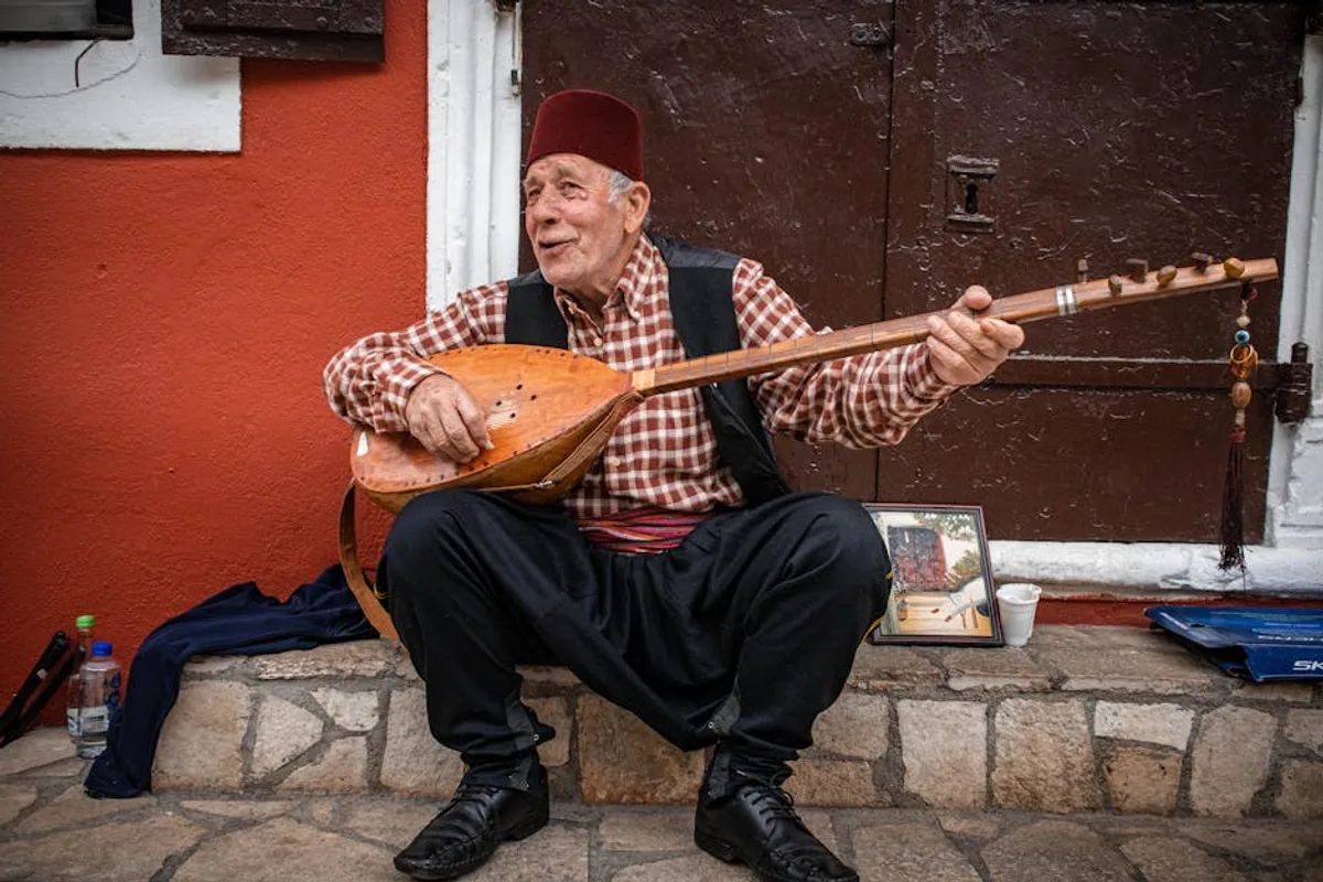 Şanlıurfa Halk Müziği: Saz, Bağlama ve Geleneksel Makamlar