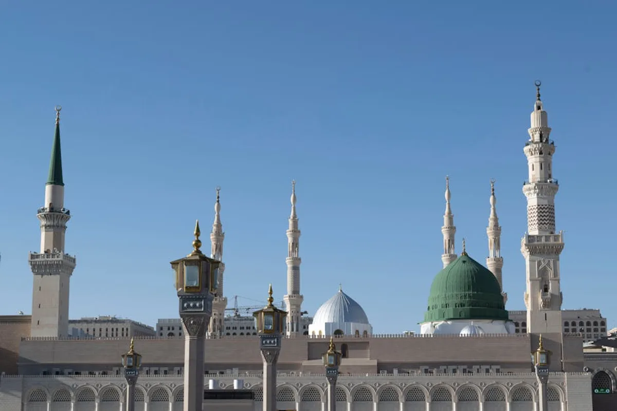 Şanlıurfa'da Hz. Eyüp ve Hz. Şuayb: Peygamber Mekanları Rehberi
