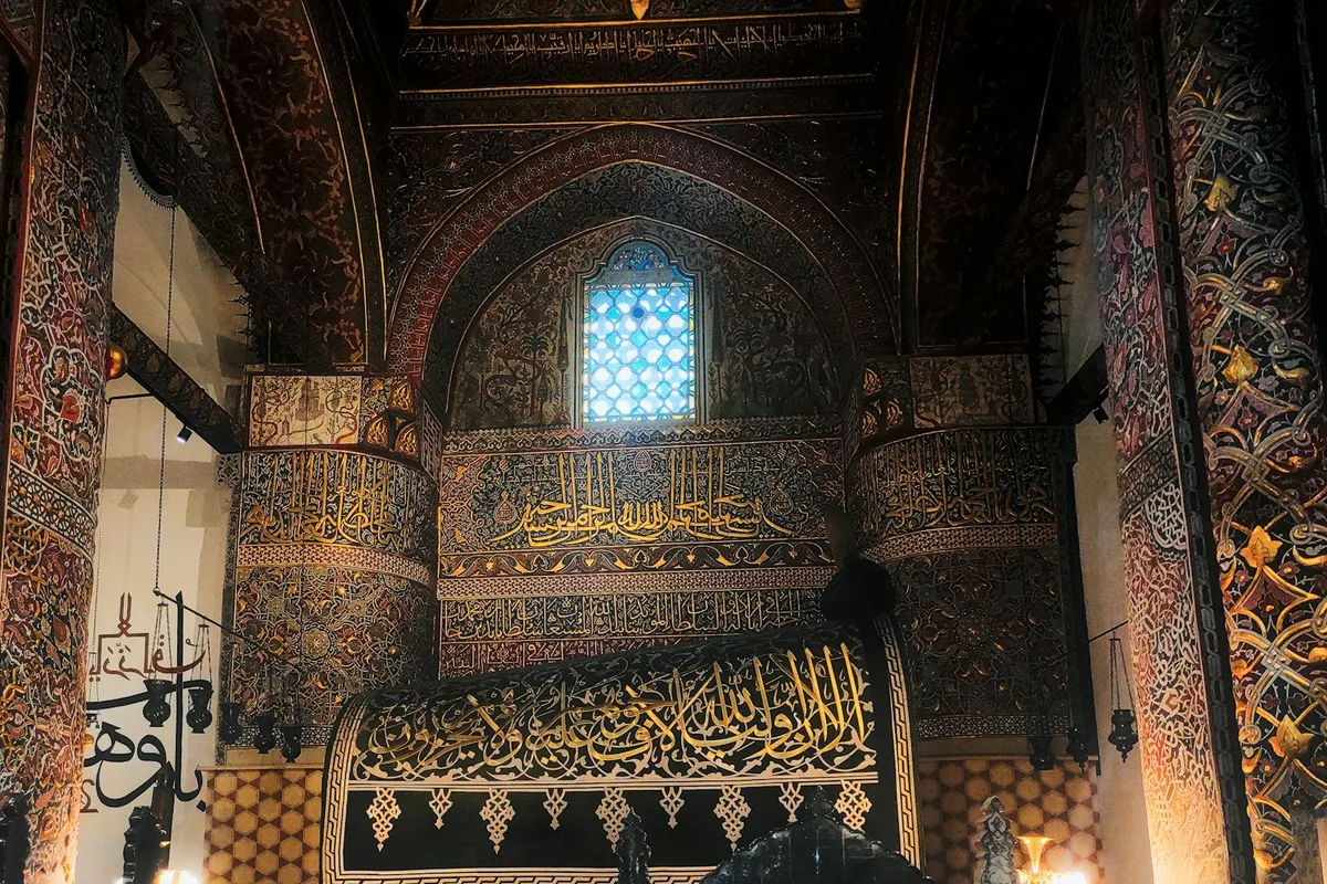 Şanlıurfa Hz. Eyüp Türbesi ve Dini Ziyaret Yerleri Rehberi
