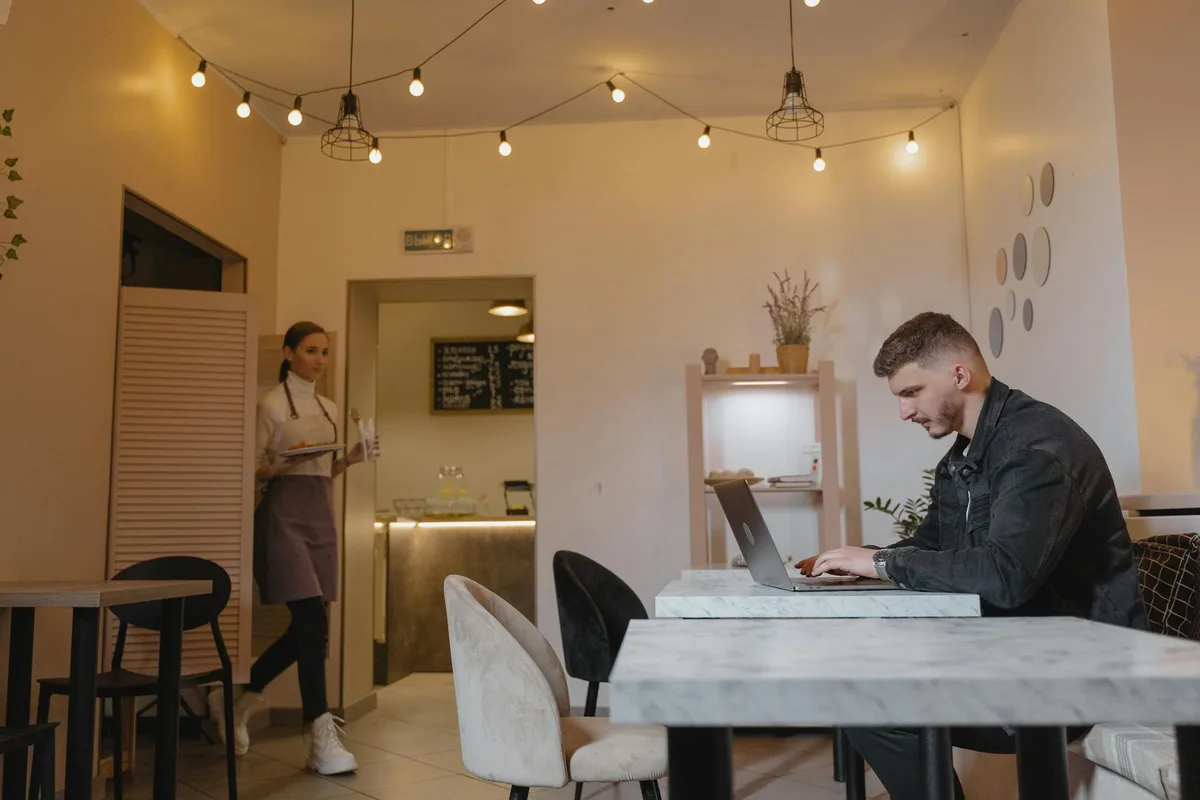 Şanlıurfa'da Uzaktan Çalışmaya Uygun Kafeler: WiFi ve Coworking Mekanları