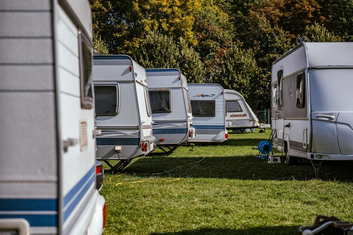 Şanlıurfa'da Karavan ve Kamp: Doğal Konaklama Alanları ve Macera Rehberi