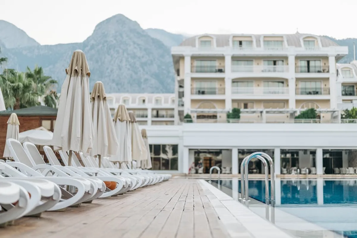 Şanlıurfa'da Lüks Resort ve Spa: Premium Tatil Köyü Konaklama Rehberi