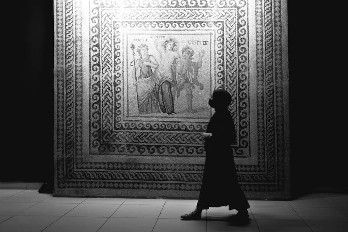 Şanlıurfa Müzeleri Rehberi: Arkeoloji Müzesi, Koleksiyonlar ve Ziyaret Bilgisi