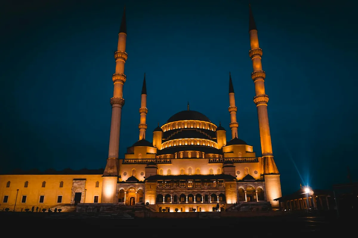 Şanlıurfa'da Osmanlı Mirasları: Camiler, Medreseler ve Konak Evler