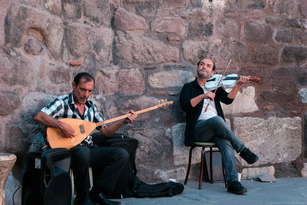 Sanliurfa Sanat Galerisi ve Müzisyenler