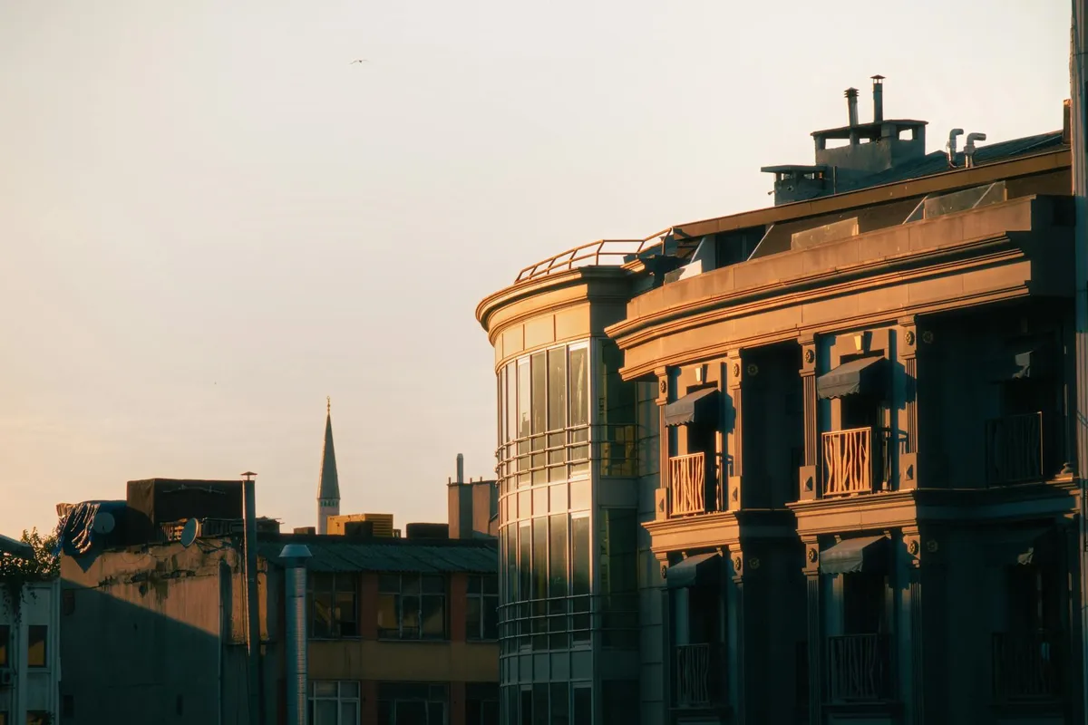Sanlıurfa'da Tarihi Binalar ve Modern Yaşamın Buluşması