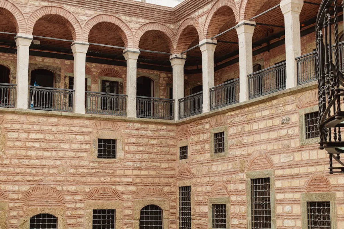 Şanlıurfa'nın Tarihi Hanları ve Kervansaraylarda Konaklama