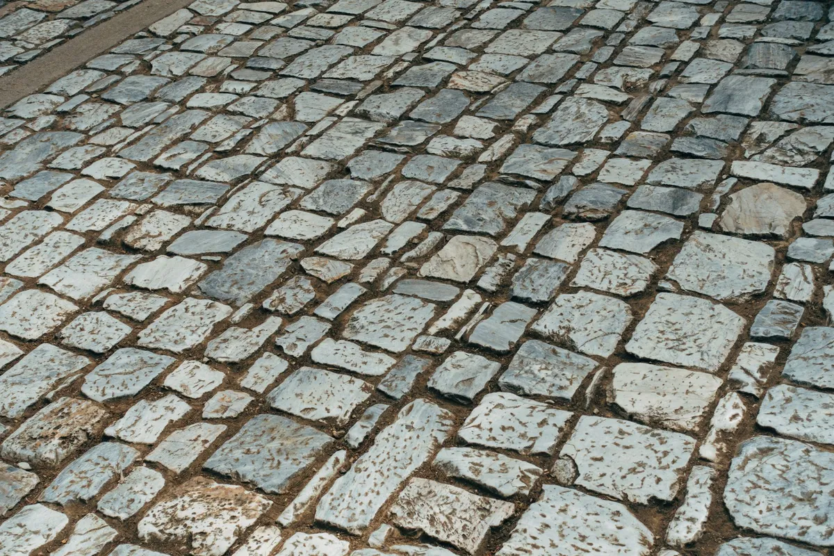 Sanliurfa Tarihi Yolların Taş Döşeme Geleneği