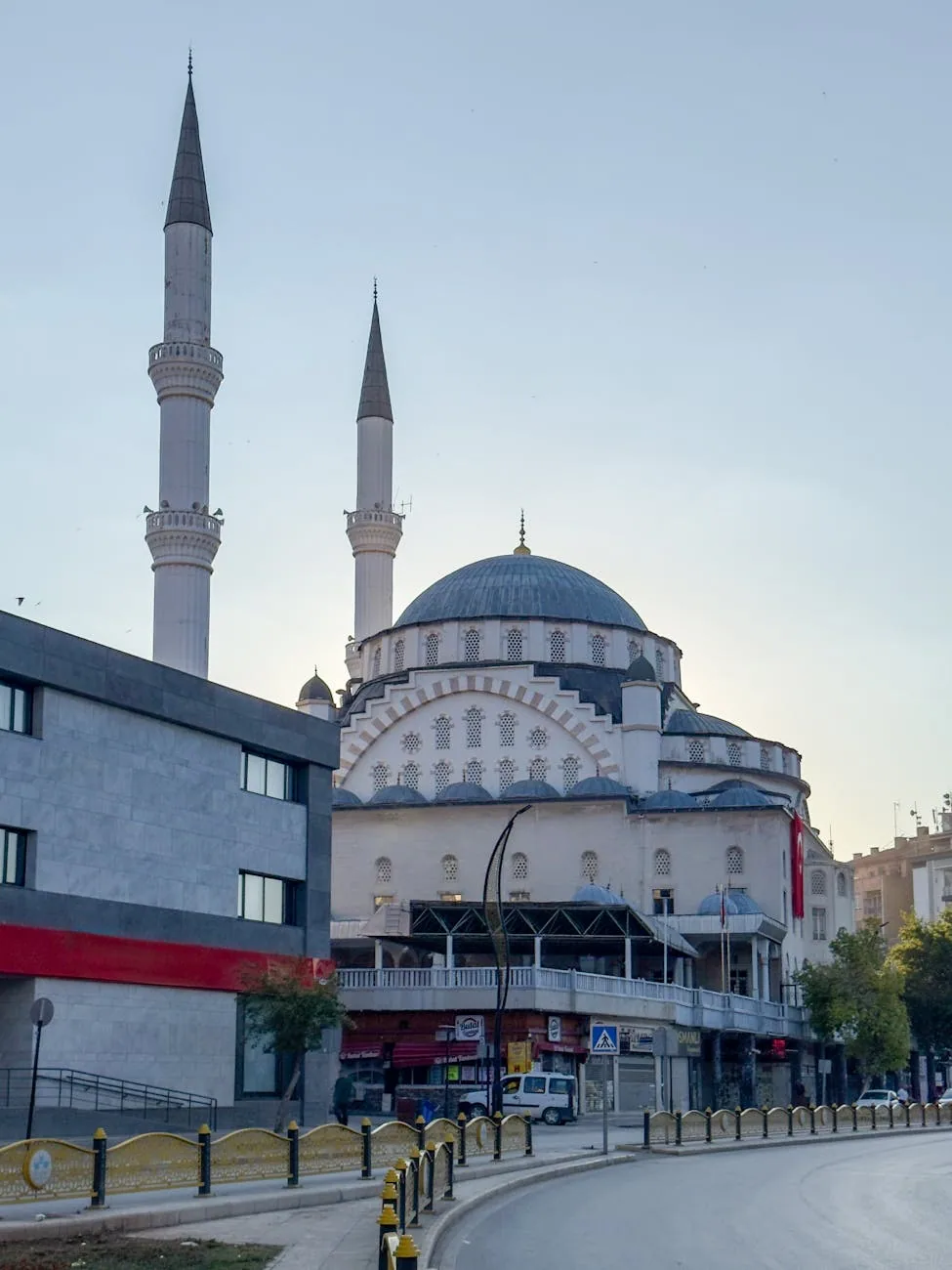 Sanlıurfa’ya Güvenilir Tur Rehberleri ve Turizm Şirketleri