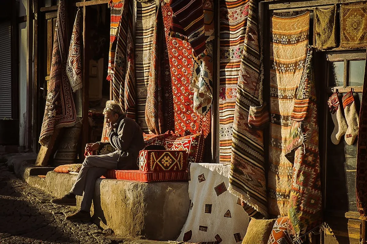 Şanlıurfa'da El Sanatları: Bakır, Kilim ve Hediyelik Eşya Rehberi