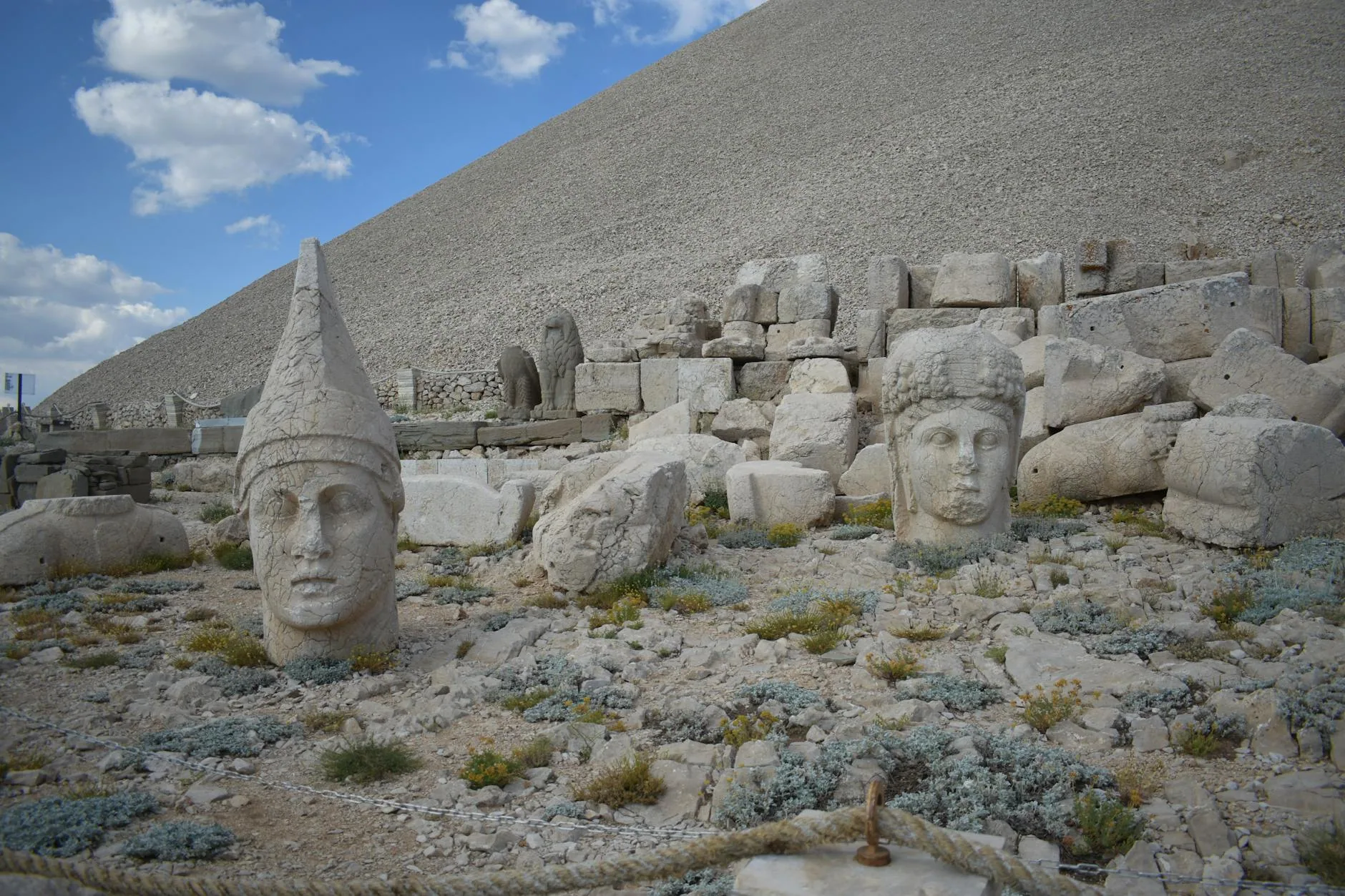 Şanlıurfa'dan Nemrut Dağı: Adıyaman Günübirlik Turu Rehberi