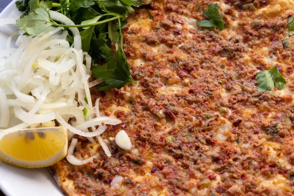 Urfa Ev Yemekleri: Kavut, Çılbır ve Sırık Kebabı Tarifleri
