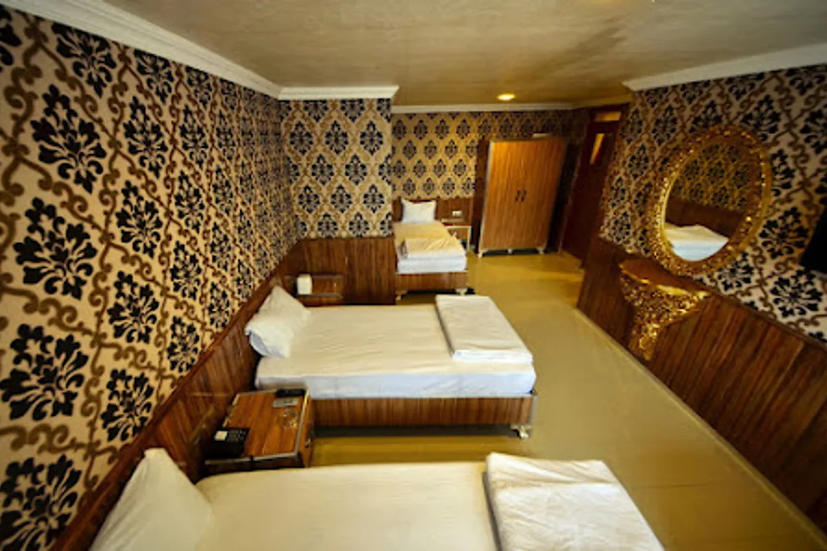 İSTİKLAL HOTEL
