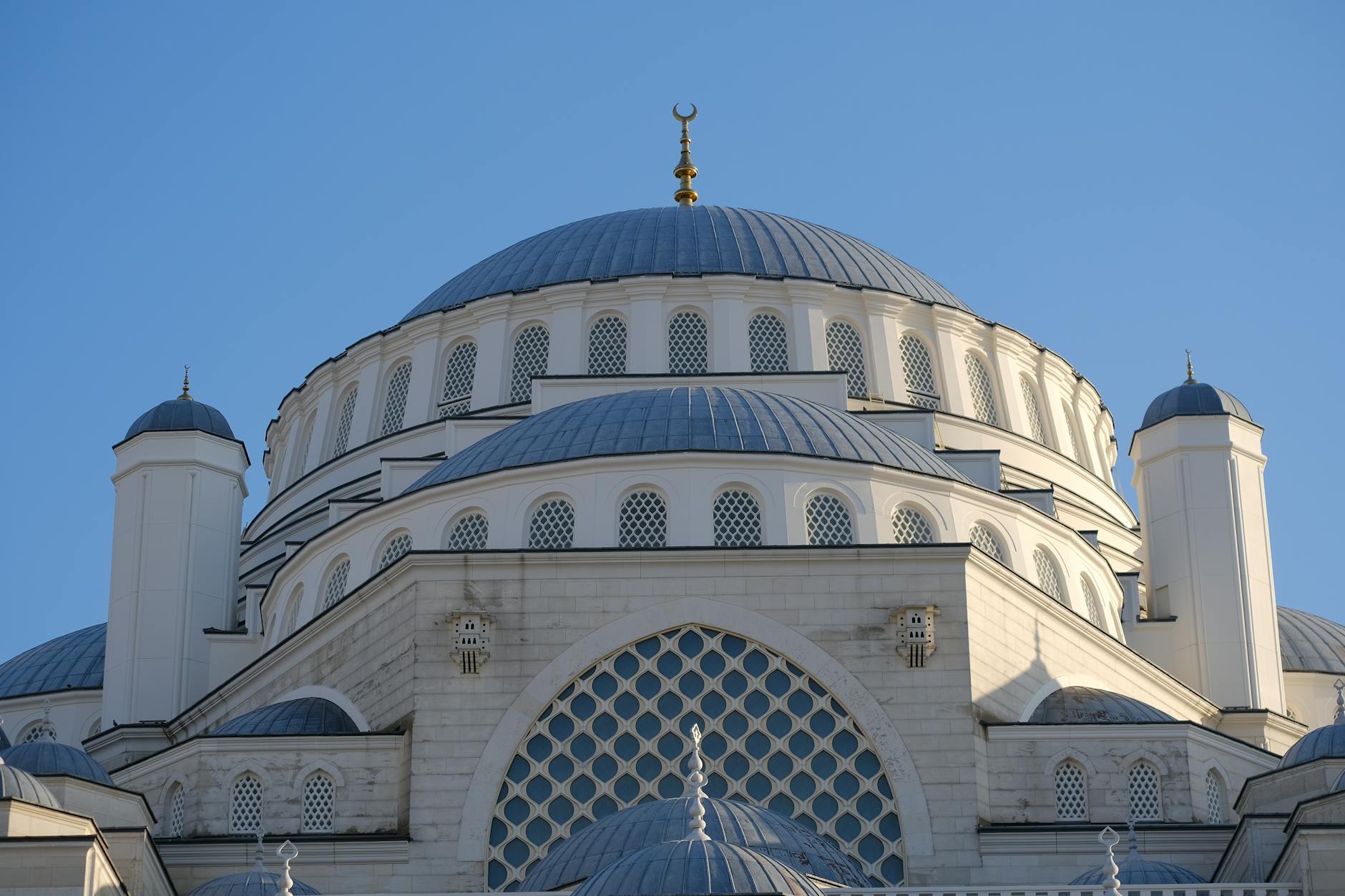 Mevlid-i Halil Camii